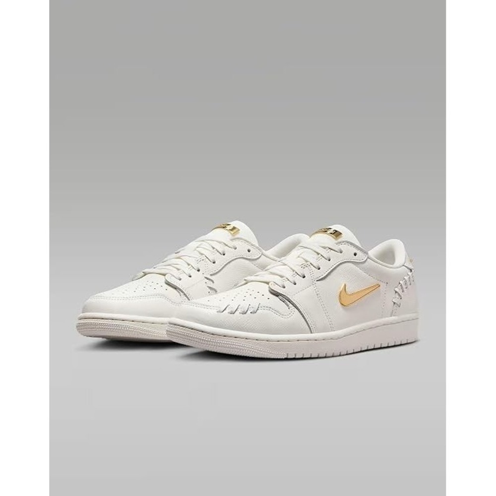 Size 5- Women's Air 1 Method of Make Low Sail Metallic Gold FN5032-100 NEW!